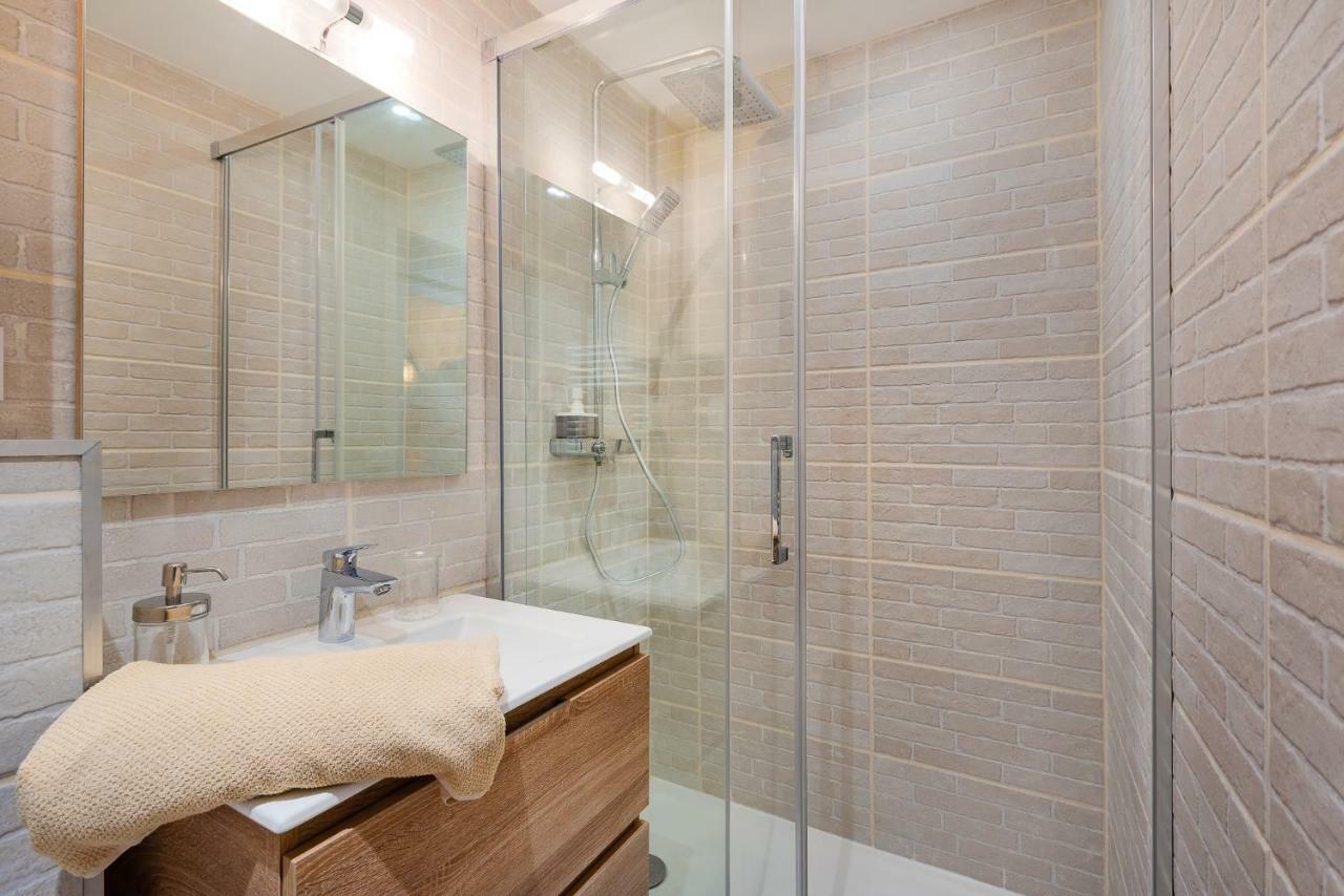 Suites Gaya Confort - Centre Ville Montpellier Dış mekan fotoğraf